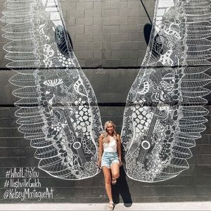 Meet your Posher, Sariah